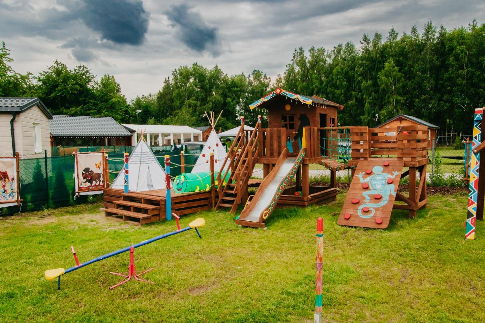 Hotel Indiana Camp - 150 M Od Suntago Park Grabce-Towarzystwo Exterior foto